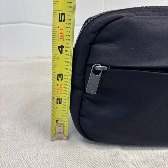 EUC VUORI All Around Hip Pack - Black - Unisex - Picture 10 of 12